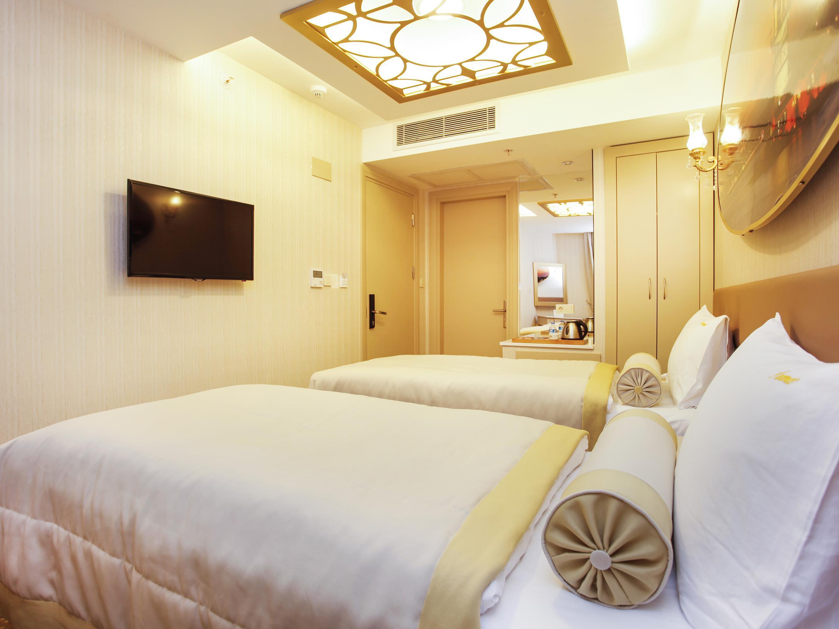 Parmada Hotel Istanbul Exterior photo